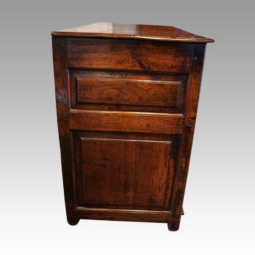 fig 9. 18th century Oak dresser base