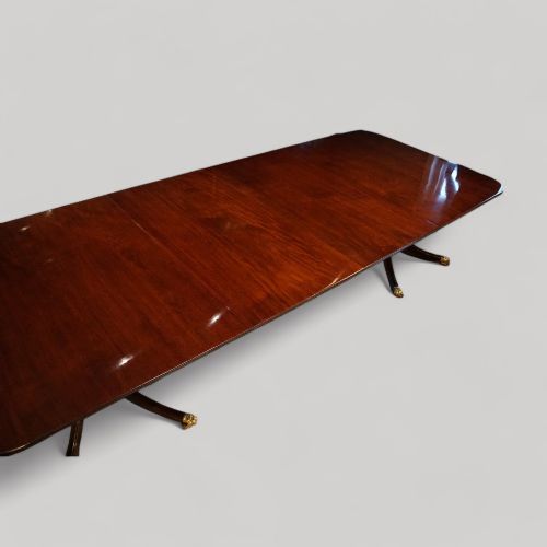 fig 4. Large Georgian style mahogany dining table