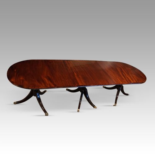 fig 3. Regency style mahogany triple pillar table