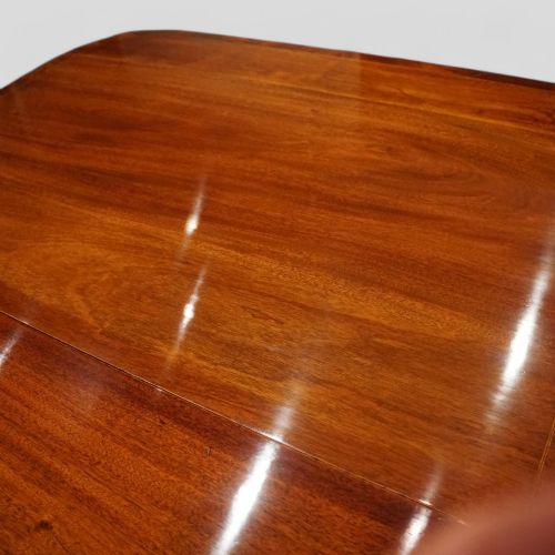 fig 6. Georgian mahogany 3 pillar dining table