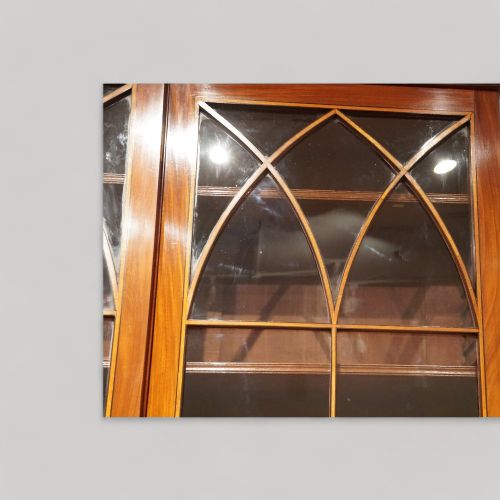 fig 2. George III mahogany breakfront bookcase