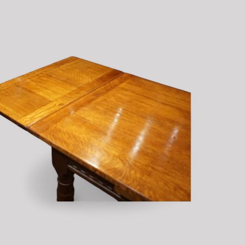 fig 4. Oak refectory draw leaf dining table