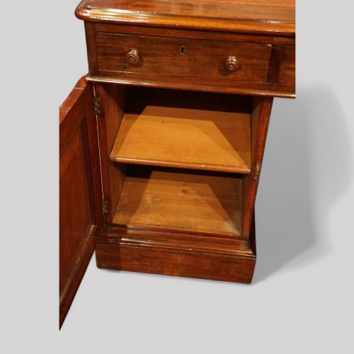 fig 5. Victorian mahogany partners desk