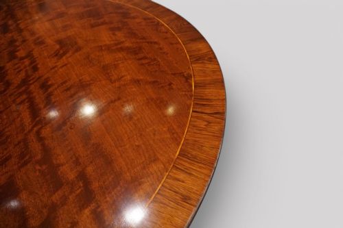 REGENCY STYLE CIRCULAR DINING TABLE - ADDITIONAL PHOTO 3