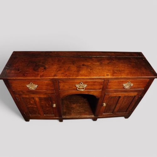fig 6. George III oak dog kennel dresser base