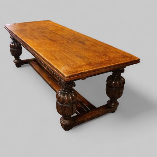 fig 2. Antique large oak draw leaf dining table