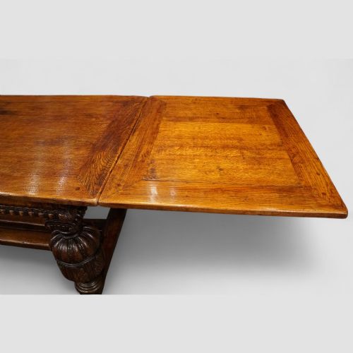 fig 7. Antique large oak draw leaf dining table