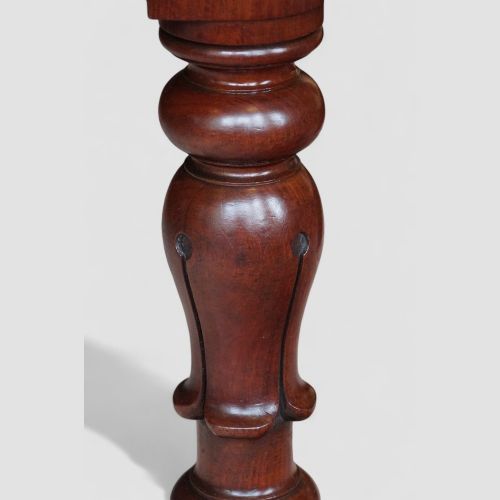 fig 6. William IV mahogany extending dining table