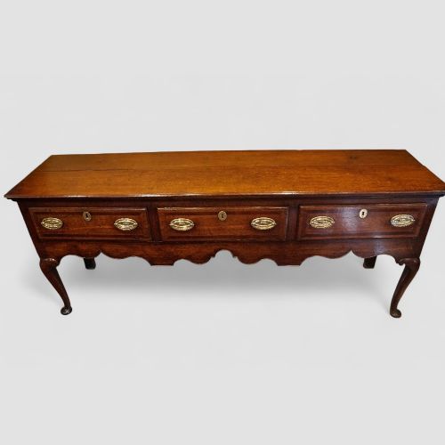 fig 7. Fine Georgian Oak Cabriole Leg Dresser Base, Circa 1800