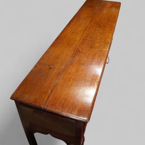fig 11. Fine Georgian Oak Cabriole Leg Dresser Base, Circa 1800