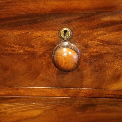 fig 4. Victorian Mahogany Chest of Drawers | Antique Flame Veneer