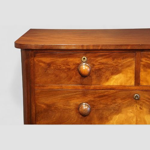 fig 7. Victorian Mahogany Chest of Drawers | Antique Flame Veneer