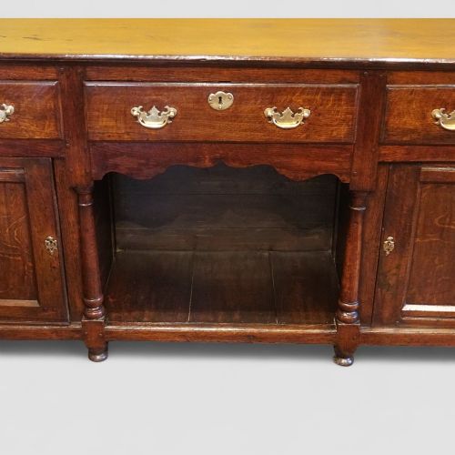 fig 5. 18th Century Oak Dresser Base with Wide Central Dog Kennel