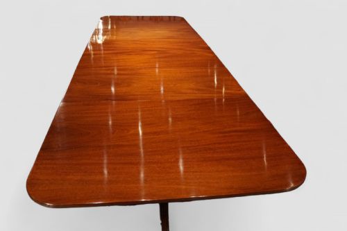 fig 6. Large George V mahogany 3-pillar dining table 368cms long