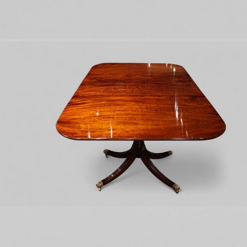 fig 1. Georgian-style mahogany twin-pillar dining table