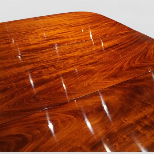 fig 4. Georgian-style mahogany twin-pillar dining table