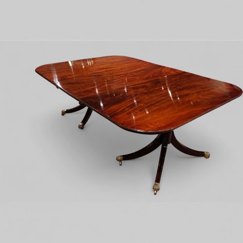 fig 7. Georgian-style mahogany twin-pillar dining table