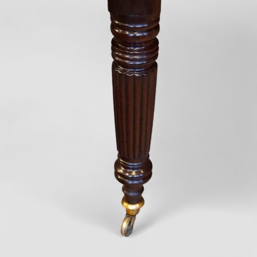 fig 1. Victorian Mahogany Extending Dining Table with Two Leaves and Fluted Legs