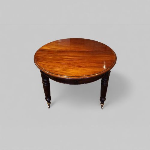 fig 3. Victorian Mahogany Extending Dining Table with Two Leaves and Fluted Legs