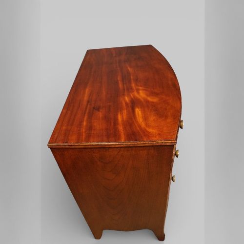 fig 7. Regency mahogany small bow front chest of drawers