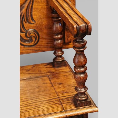 fig 1. Edwardian oak monks bench
