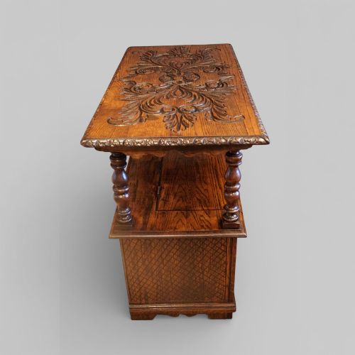 fig 8. Edwardian oak monks bench