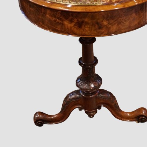 fig 9. Victorian Inlaid Burr Walnut Kidney Desk