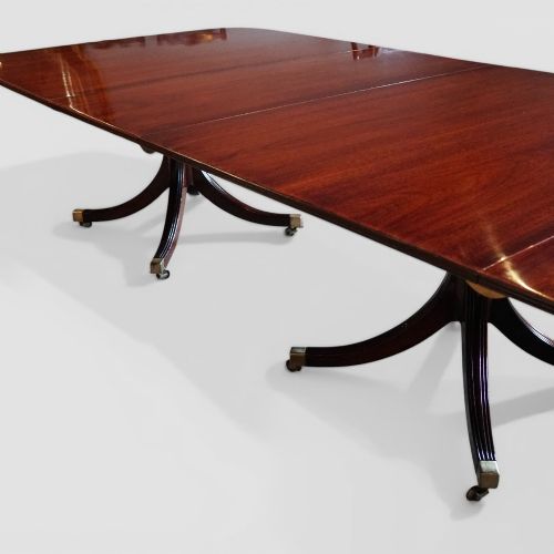 fig 4. George V mahogany 3-pillar dining table