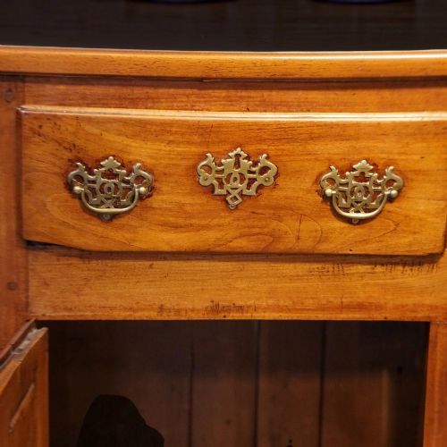 GEORGE III FRUITWOOD DRESSER BASE SIDEBOARD - ADDITIONAL PHOTO 4
