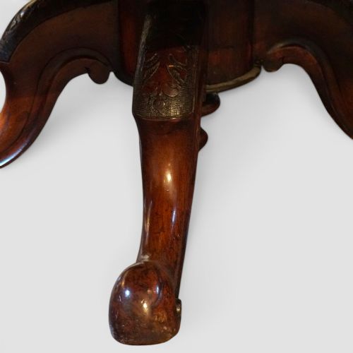 VICTORIAN LARGE OVAL BURR WALNUT COFFEE TABLE - ADDITIONAL PHOTO 2