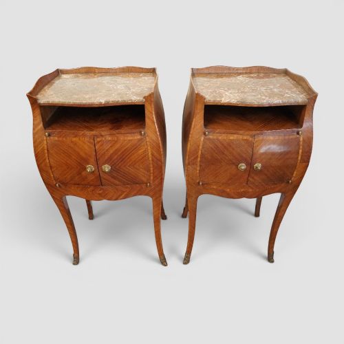 PAIR OF CONTINENTAL WALNUT KINGWOOD BEDSIDE CABINETS WITH MARBLE TOPS SIDE DRAWER CUPBOARD