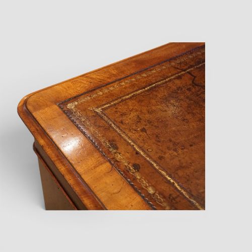 RARE SMALL VICTORIAN MAHOGANY PARTNERS DESK - ADDITIONAL PHOTO 5