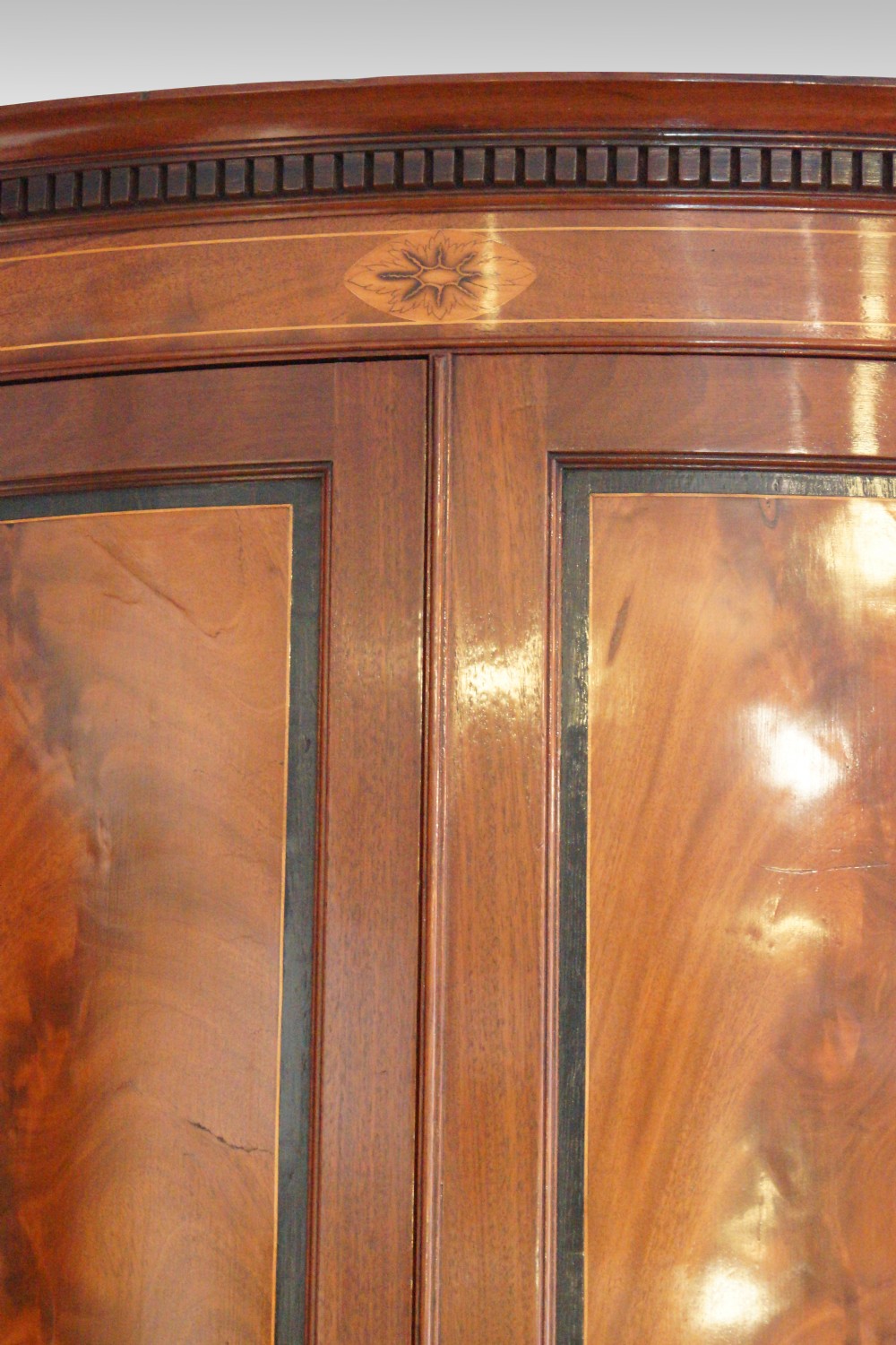 Georgian bow front mahogany hanging corner cabinet View VI