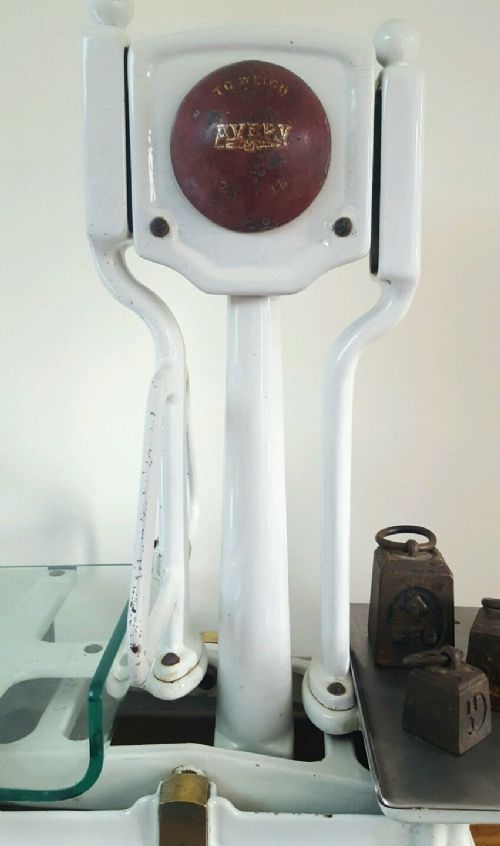 fig 1. Kitchenalia Enamel Avery Weighing Scales embossed