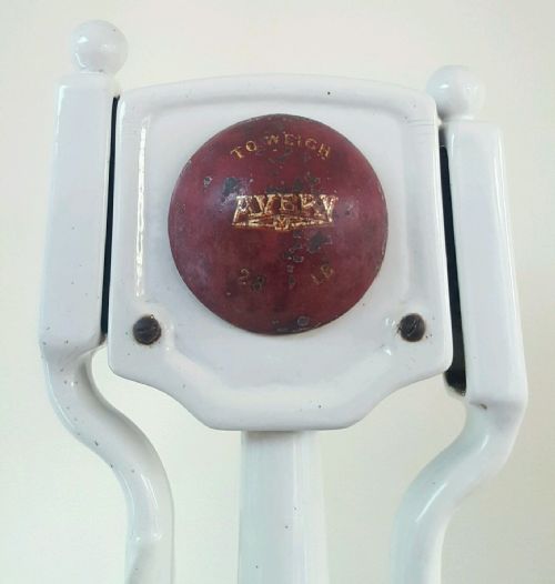 fig 2. Kitchenalia Enamel Avery Weighing Scales embossed