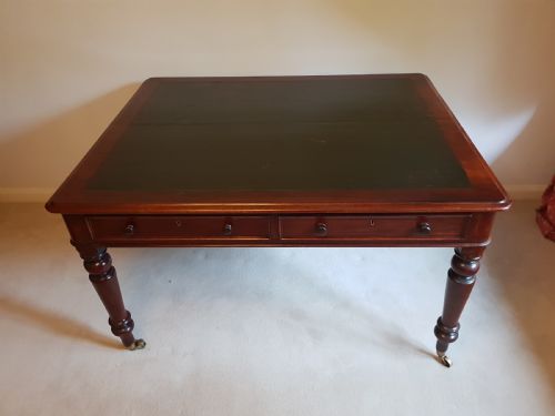 Mahogany Partners Desk with Key