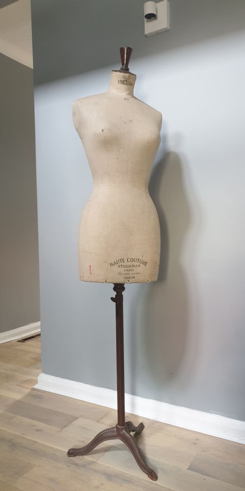 Haute Couture Stockman Paris Mannequin 42 50406