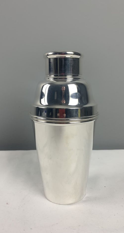 One Pint Art Deco Silver Plated Cocktail Shaker by Regis