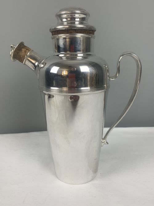 One & Half Pint Art Deco Silver Plated Cocktail Shaker by Kingsway