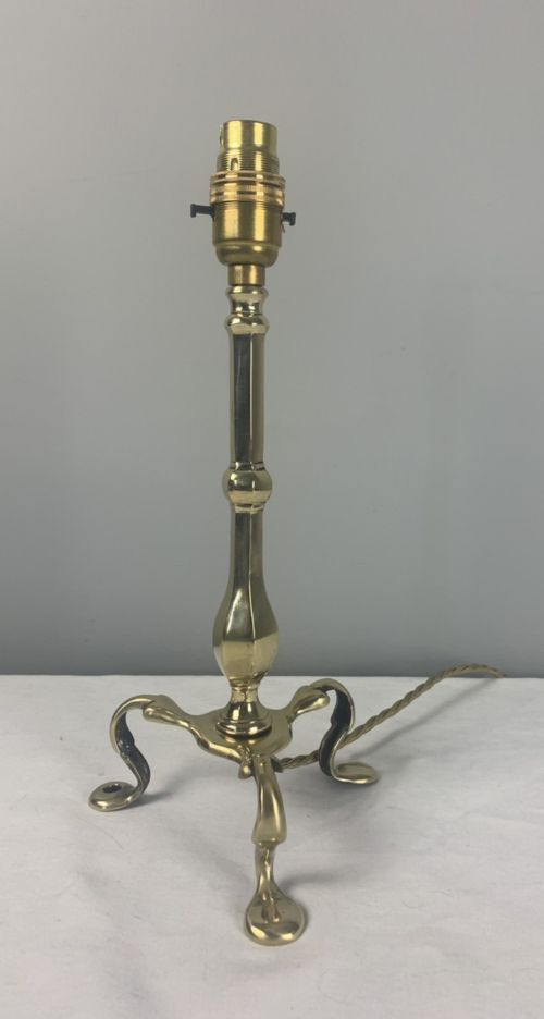 Edwardian Brass Pullman Table Lamp, Rewired and Pat Tested