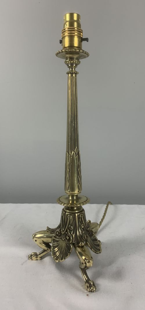 Quality 19th Century English Brass Claw Foot Table Lamp, Rewired and Pat Tested