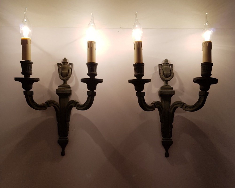 Pair of Large c1910 Classical Brass Wall Lights 