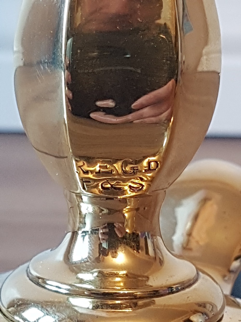BRASS PULLMAN TABLE LAMP FARADAY & SON; LONDON. PAT TESTED View IV