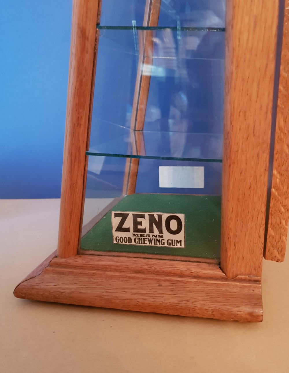 ZENO CHEWING GUM c1900 Display Case Cabinet  View IV