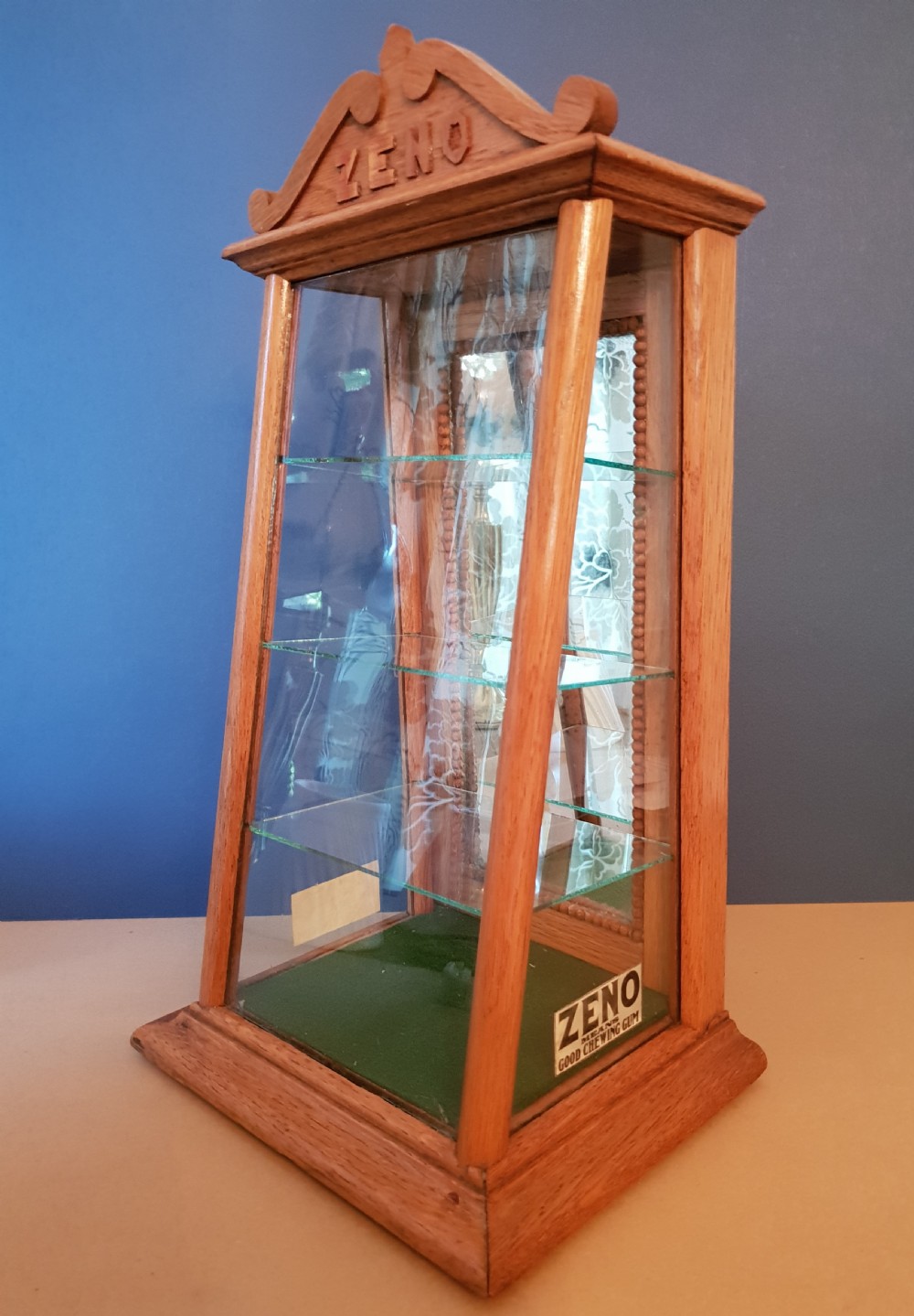 ZENO CHEWING GUM c1900 Display Case Cabinet  View VIII