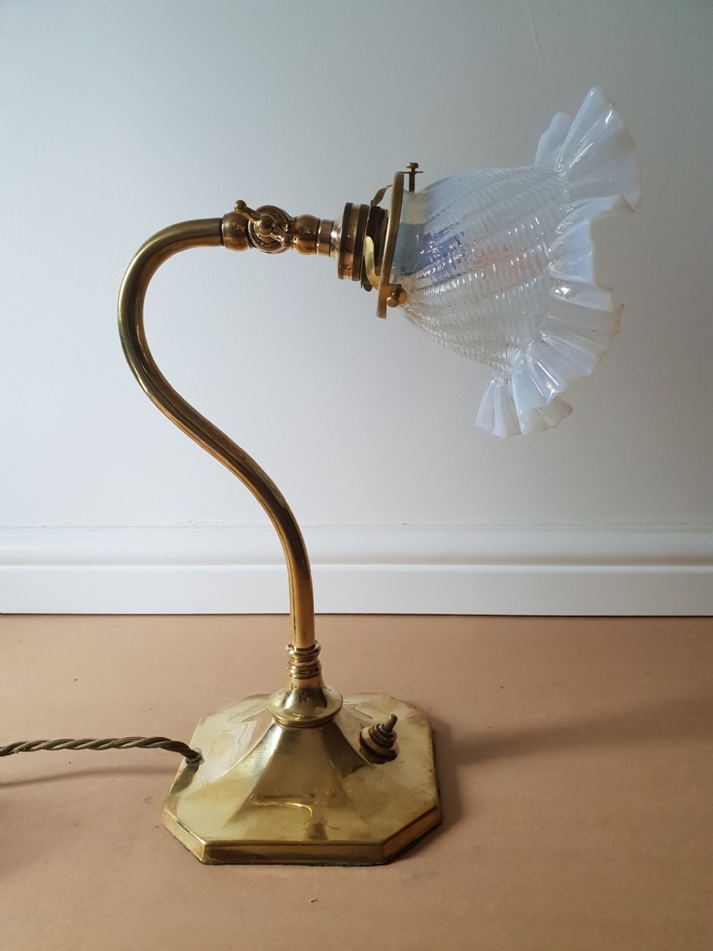 Edwardian Ladies Adjustable Table Lamp with Original Vaseline Shade, Rewired and PAT tested 