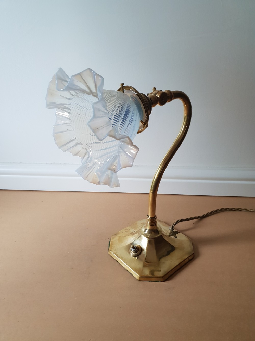 Edwardian Ladies Adjustable Table Lamp with Original Vaseline Shade, Rewired and PAT tested  View X