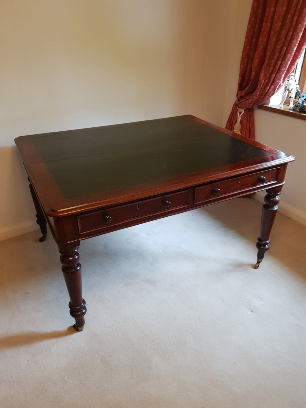 Mahogany Partners Desk with key View X