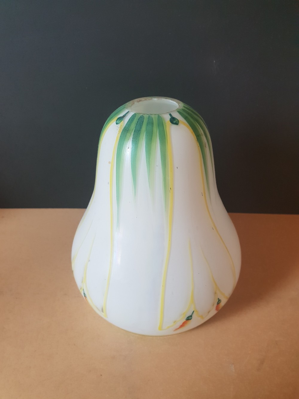 Set of 4 Art Nouveau Ceramic Pearlised Lamp Shades View VI