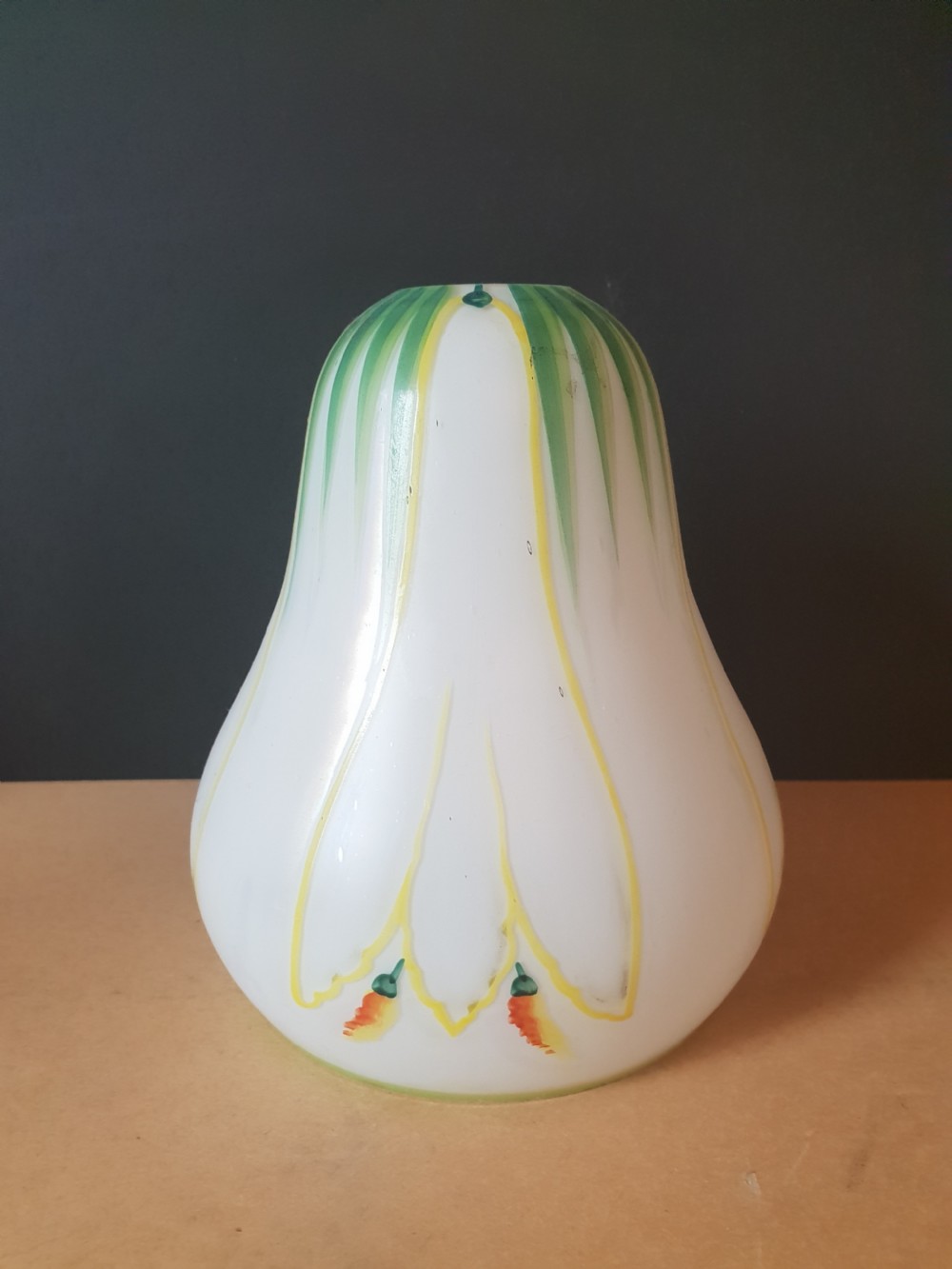Set of 4 Art Nouveau Ceramic Pearlised Lamp Shades View VIII